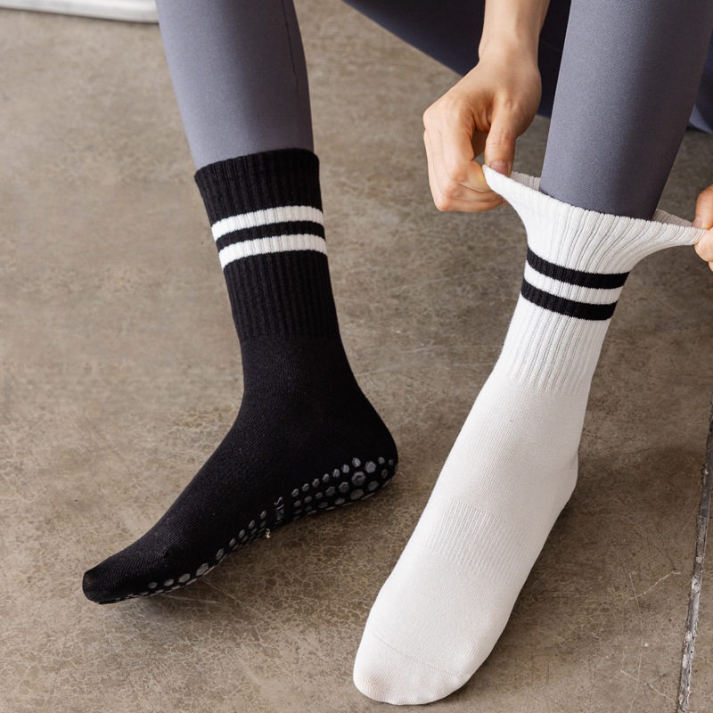 Women Non Slip Yoga Socks, Gri - Pilates With Yoga ulasan dan harga