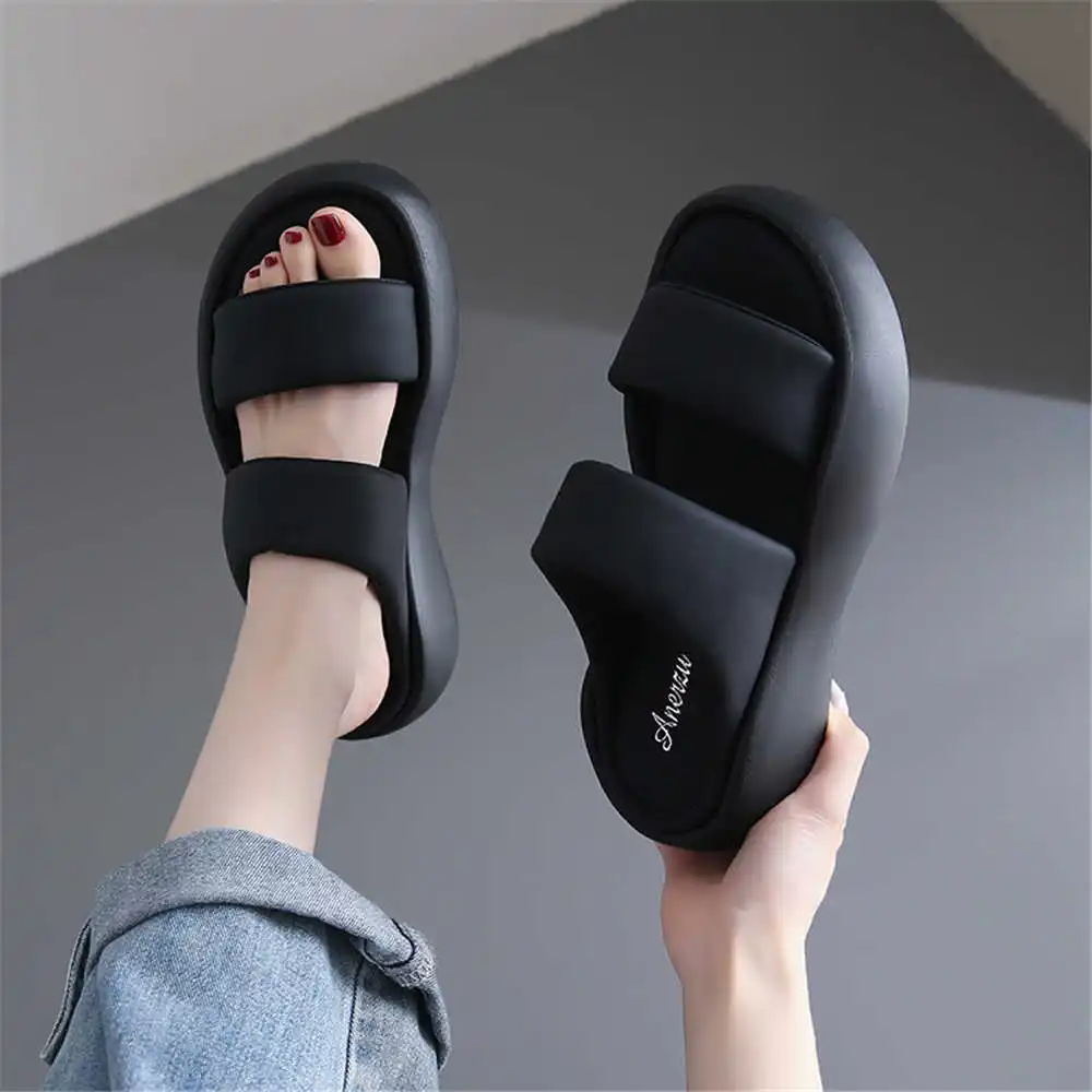 Size 39 Strips Summer Shoes Sa - Pilates Yoga House ulasan dan harga